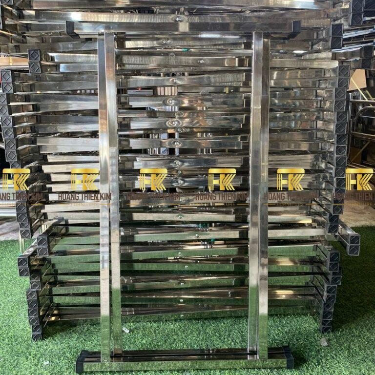 bàn tròn inox 304 1m2 chân rời