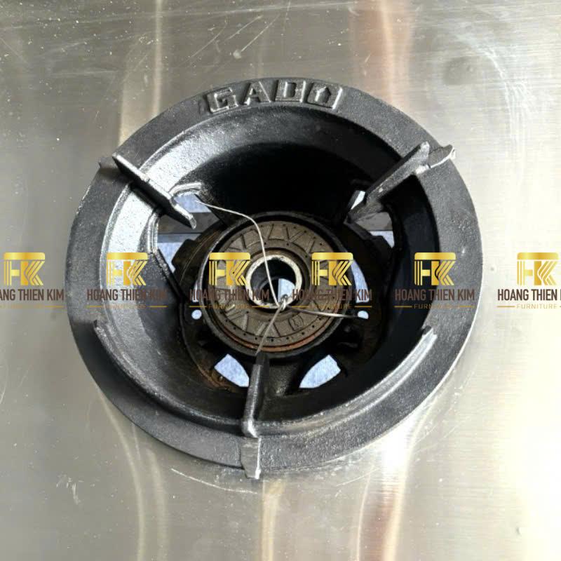 Bếp á công nghiệp 3 họng kiềng thấp có gáy