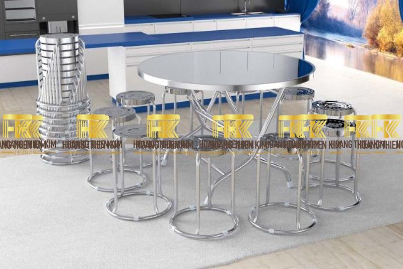 Ghế inox tạo điểm nhấn ấn tượng cho nội thất nhà bạn