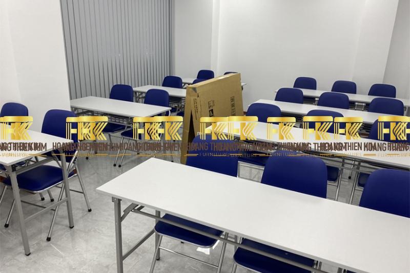 Ứng dụng của ghế dựa inox trong đời sống 