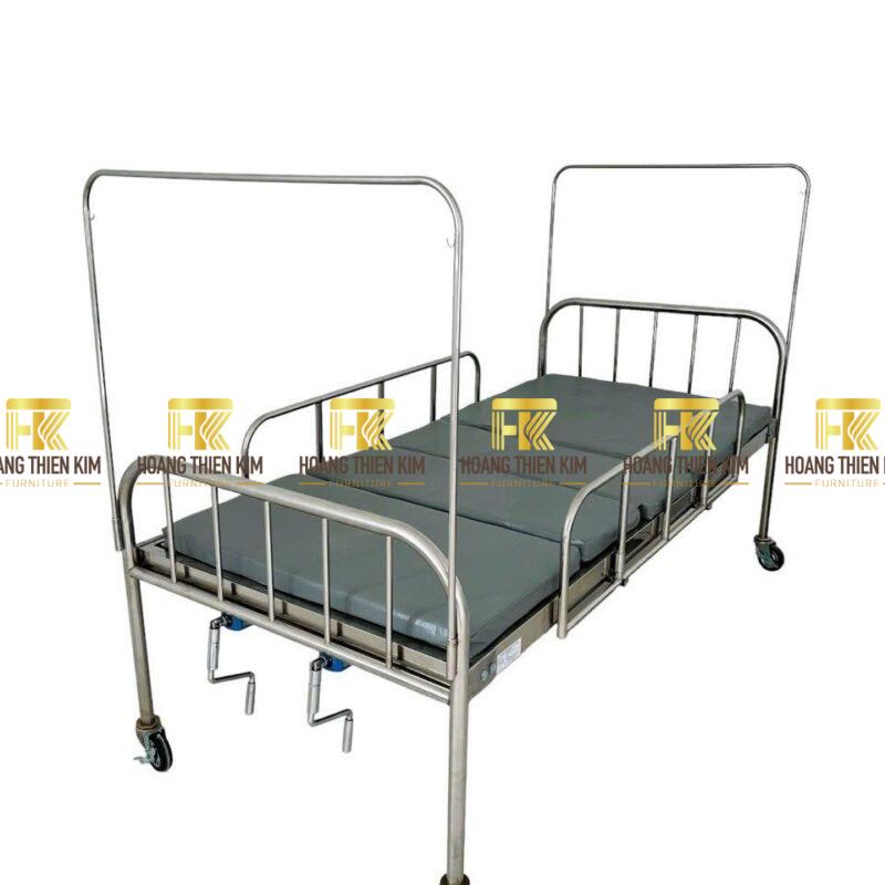 Giường y tế 1m2 inox 201 nâng đầu 2 tay quay có lan can