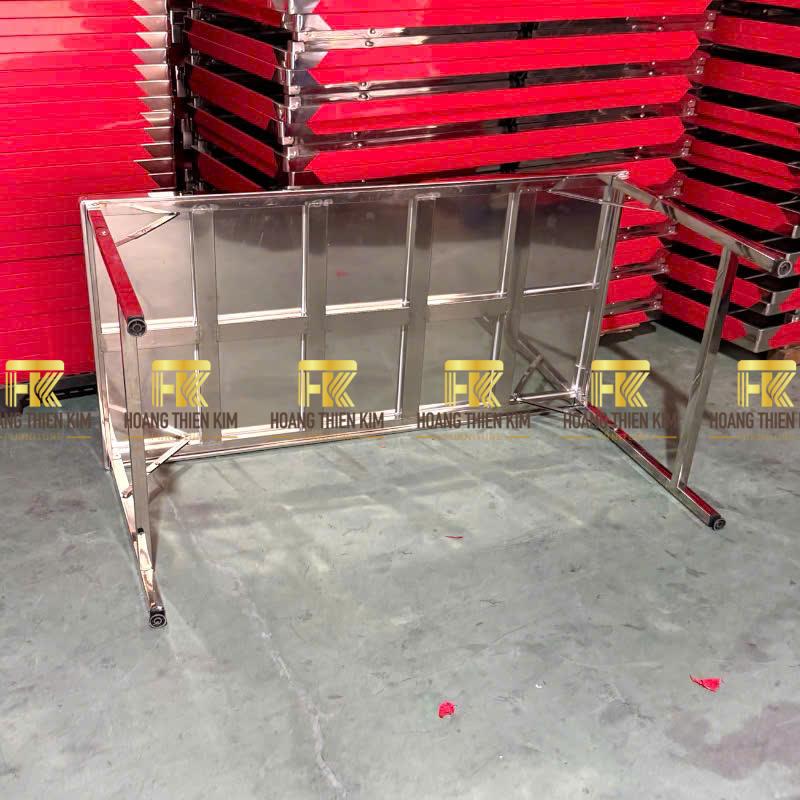 Bàn chữ nhật D1500 x R750 x C750mm chân xếp thái Bàn chữ nhật D1500 x R750 x C750mm chân xếp thái
